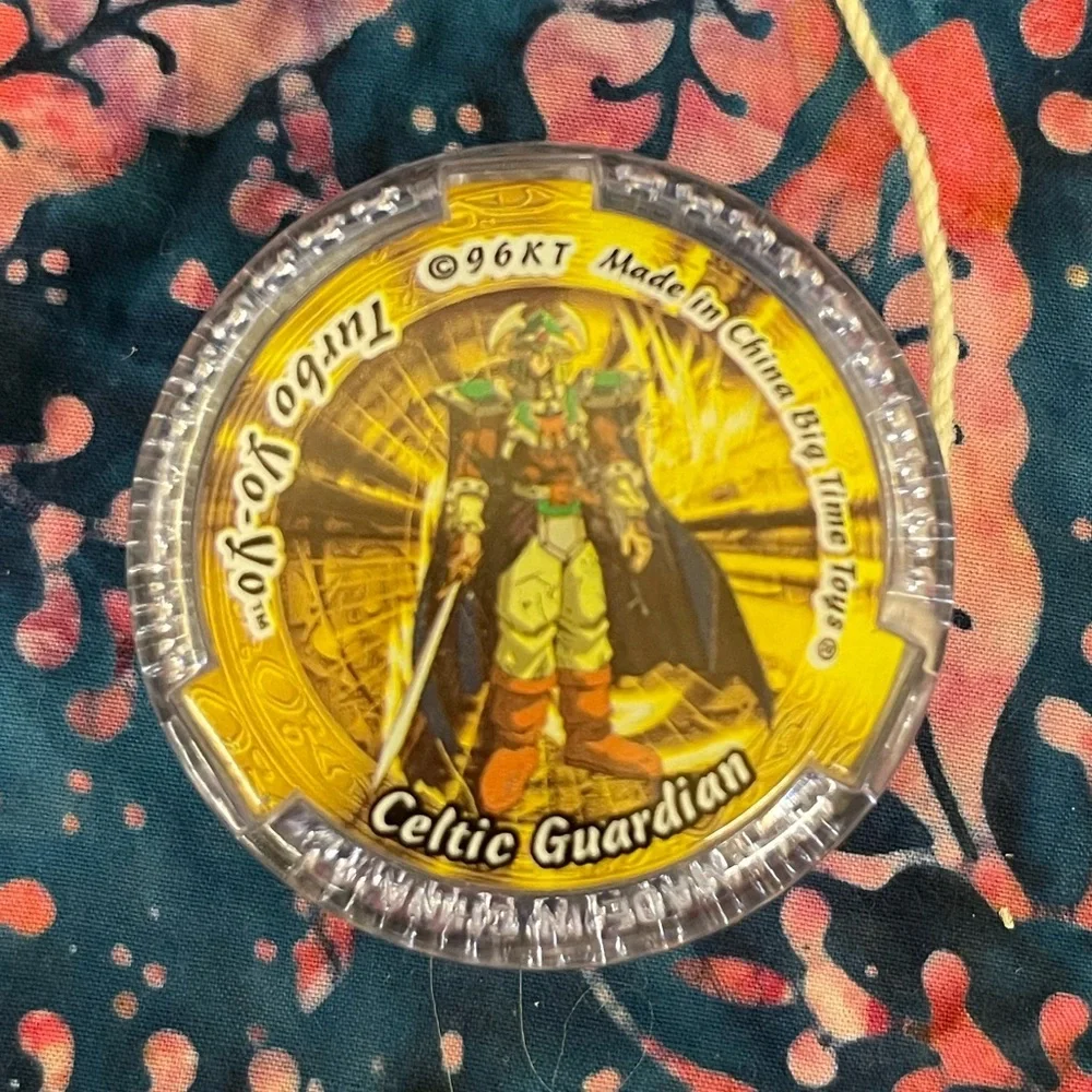 Vintage 1996 Yu-Gi-Oh! Celtic Guardian Turbo yo-yo